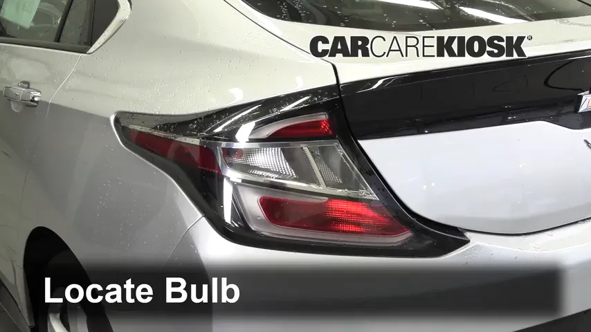 2017 Chevrolet Volt LT 1.5L 4 Cyl. Luces Luz de reversa (reemplazar foco)